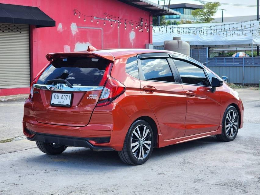 ขายHonda Jazz 1.5RS ปี19 7