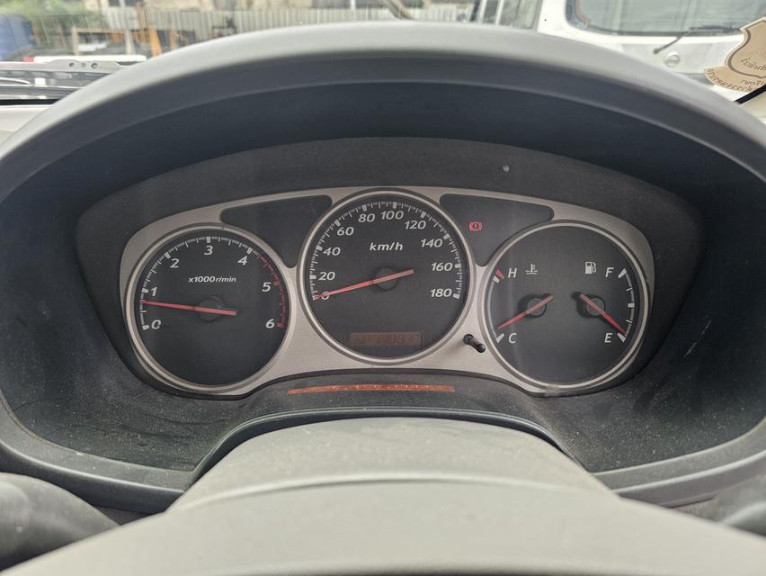 ISUZU D-MAX CAB 2500CC ดีเซล MT 2003เครื่องดีเกียร์ดี เข้าชิด มือเดียวสายจอดตากแดดไมล์น้อย 110,000 กิโล แอร์เย็น ไม่เ รูปที่ 9