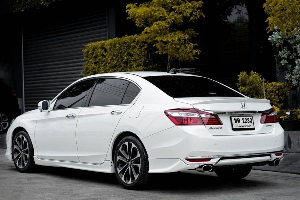 Honda Accord 2.0EL-รถออกและเซอวิสศูนย์ Honda 2