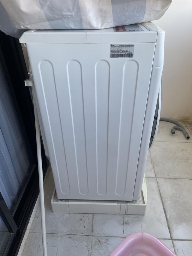 เครื่องซักอบผ้า LG 8.5 kg/5 kg 2