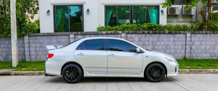 Toyota Corolla Altis สภาพใหม่ๆ 3