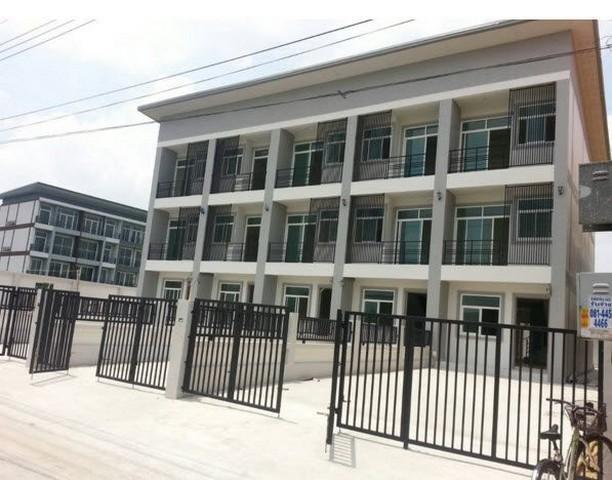 ให้เช่าทาวน์โฮม 3 ชั้น 29.4 ตร.ว. ย่านรามอินทรา ใกล้แฟชั่นไอส์แลนด์ (จดทะเบียนบริษัทได้) 1