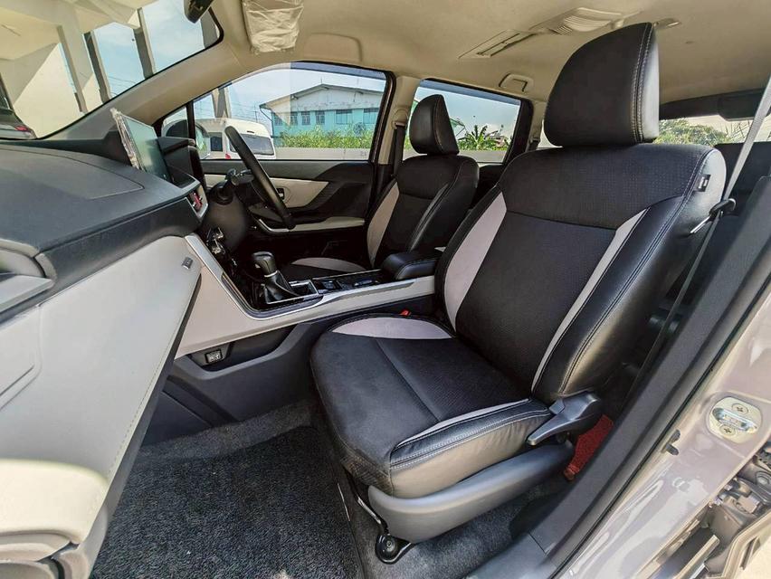 TOYOTA VELOZ 1.5 Premiun 8