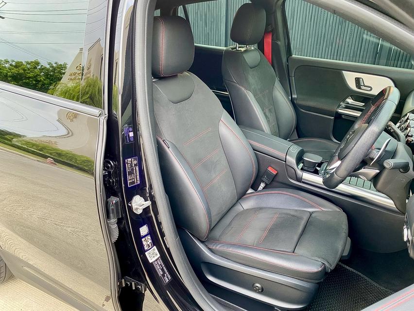 Benz GLA 35 AMG 4MATIC NIGHT EDITION 2023 รูปที่ 9