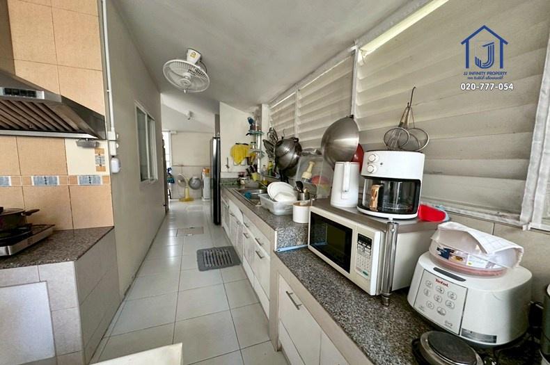 ขายบ้านเดี่ยว 2 ชั้น หมู่บ้านพัฒนาการ 120 ตารางวา แปลงใหญ่ ทำเลศักยภาพ ใกล้ศรีนครินทร์–ทางด่วน 19