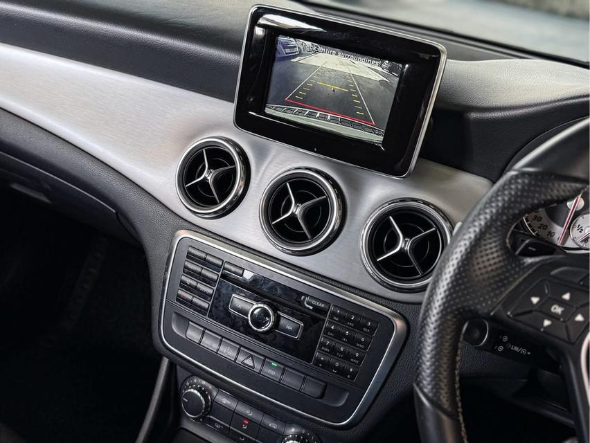  ปี 2014 BENZ GLA-CLASS 200 รถสวย สภาพดีค่ะ  12