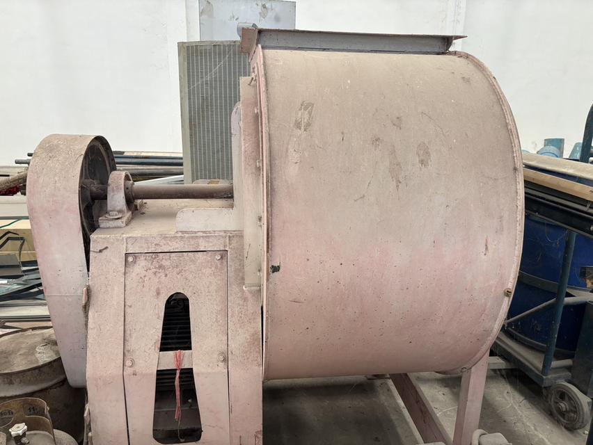 เครื่องจักรมือสองพร้อมใช้งาน