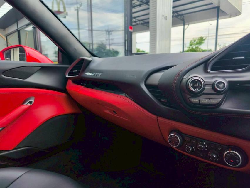 รหัสรถ KPV53 2017 FERRARI 488 GTB สี Rosso Corsa
