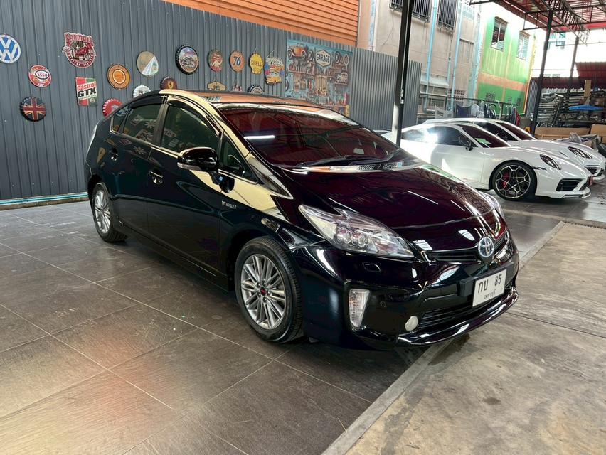 TOYOTA PRIUS 1.8 Hybrid Top option grade ปี2012 ไฮบริดประหยัดมาก ไม่เคยชน วิ่งน้อย