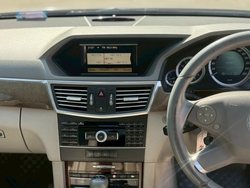 Mercedes-Benz E250 CDI 2.1 W212ปี 2010 รูปที่ 9