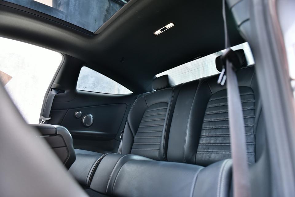 2018 Mercedes Benz C250 Coupé AMG Dynamic W205🎖️ รูปที่ 15