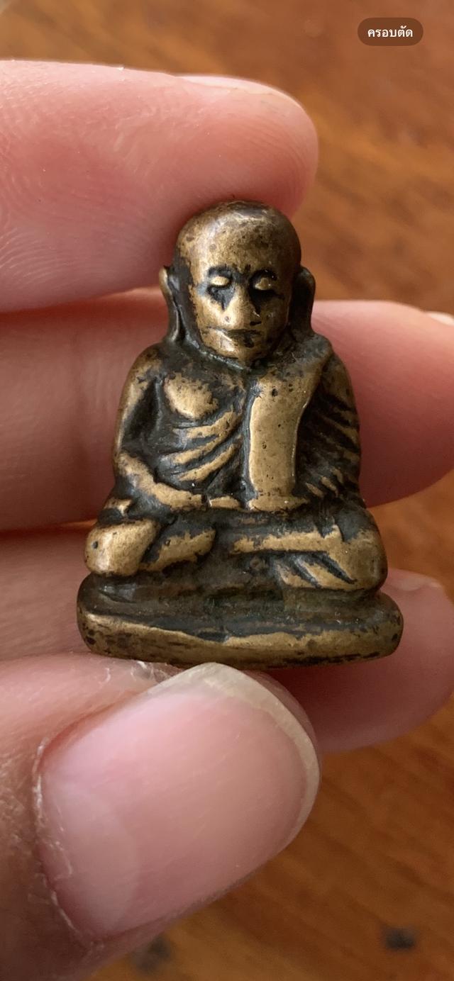 รูปหล่อหลวงพ่อเงิน ไม่รู้พิม