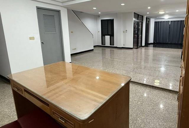 ให้เช่าโฮมออฟฟิศ 3 ชั้น 300 ตร.ม. โครงการไพร์มเพลส 105 ใกล้รถไฟฟ้าสถานีแบริ่ง 7