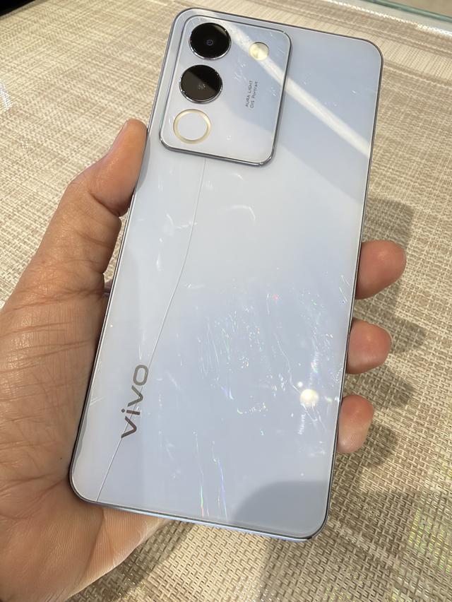 VIVO V29e แรม12 ฝาหลังร้าวไม่มีผลต่อการใช้งาน รูปที่ 2