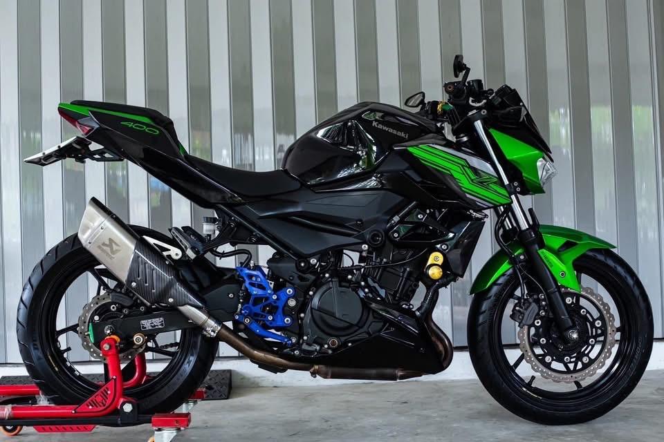 Kawasaki Z400 สีเขียว ปี 2019 2