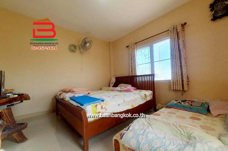 บ้านเดี่ยว บ้านสร้างเอง (ใกล้ตลาดสดหนองจอก) เนื้อที่ 199 ตรว. แขวงโคกแฝด เขตหนองจอก 7