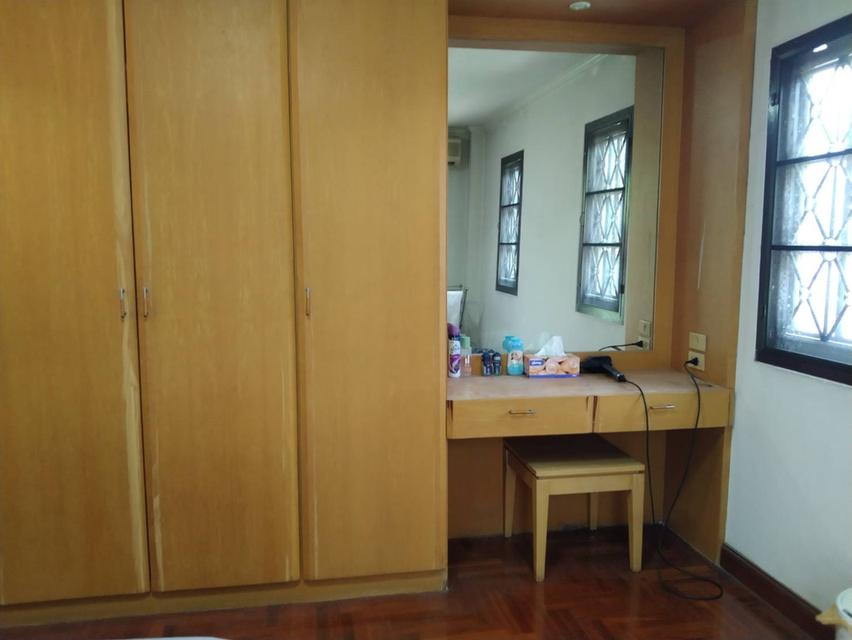 ขายบ้านเดี่ยว 2 ชั้นนอกโครงการ ใจกลาง ถนนเพชรเกษม(ซอยเพชรเกษม 68)บ้านหลังมุมติดถนนซอย ขนาด 214 ตารางวา 19