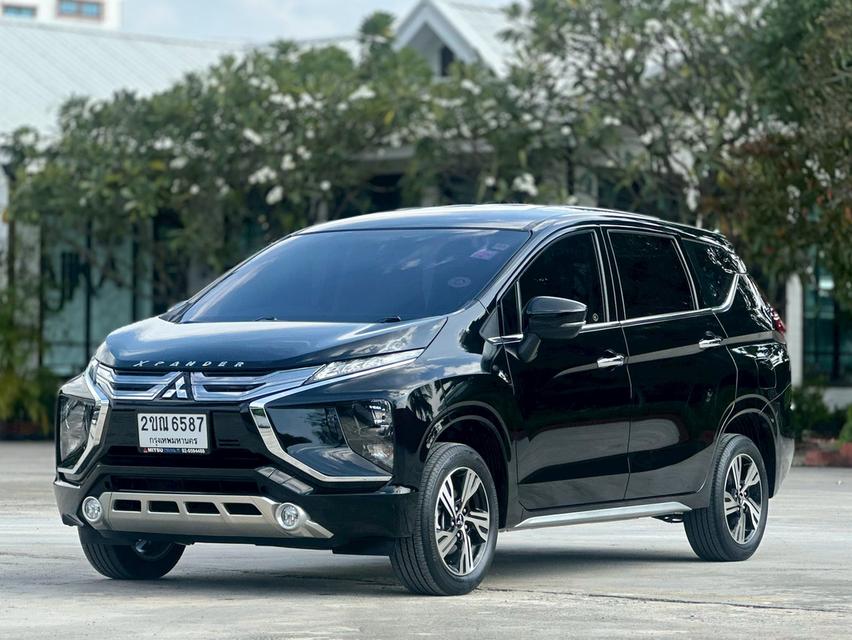 รหัสรถ PAT6587 MITSUBISHI XPANDER 1.5 GT สีดำ ปี 2021