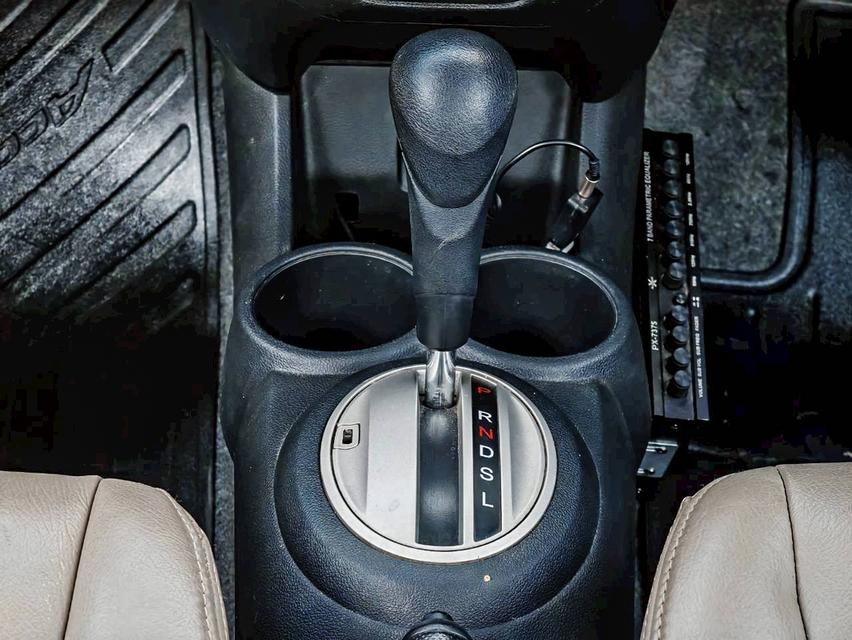 2014 HONDA BRIO 1.2V 8