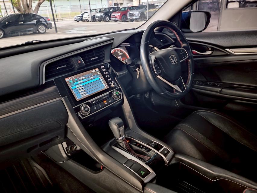 🚗HONDA CIVIC FC 1.5 RS TURBO ปี 2020🚗เคดิตดีฟรีดาวน์ 11