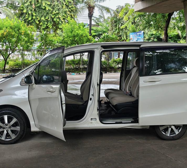 Honda Freed 1.5 Auto ปี 2010 รูปที่ 9