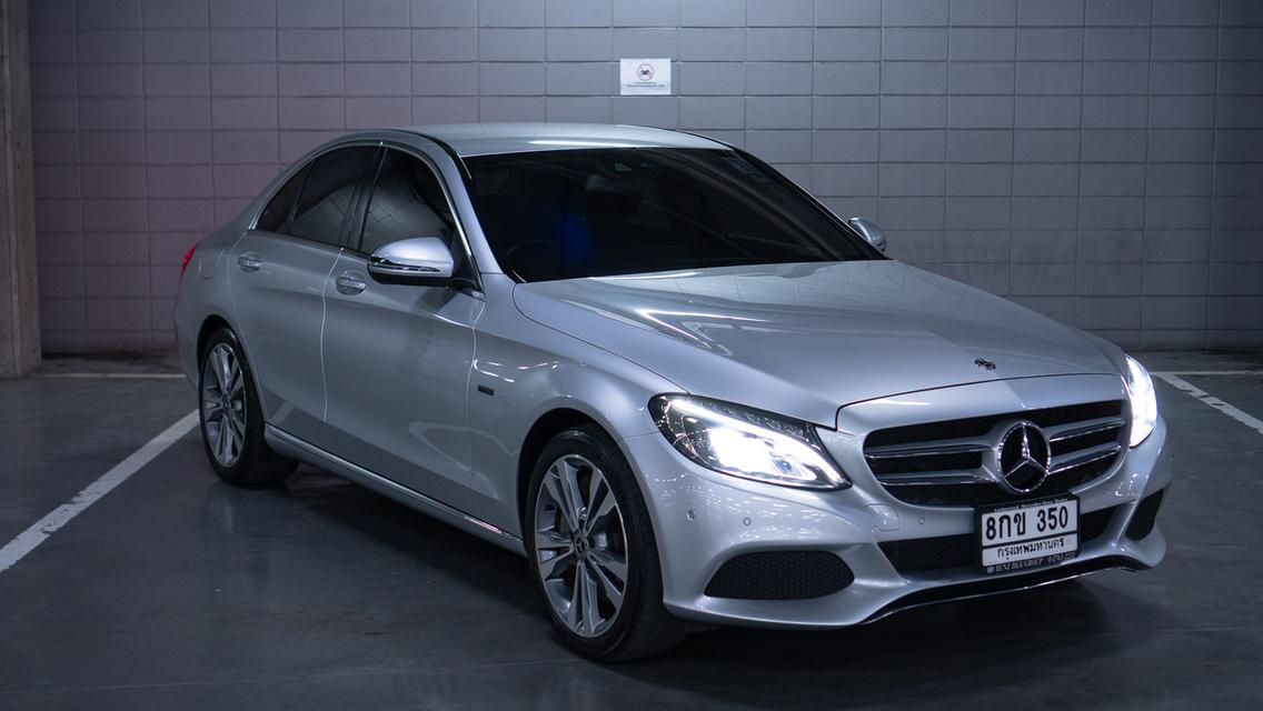 Mercedes-Benz C350e W205 ปี 2018