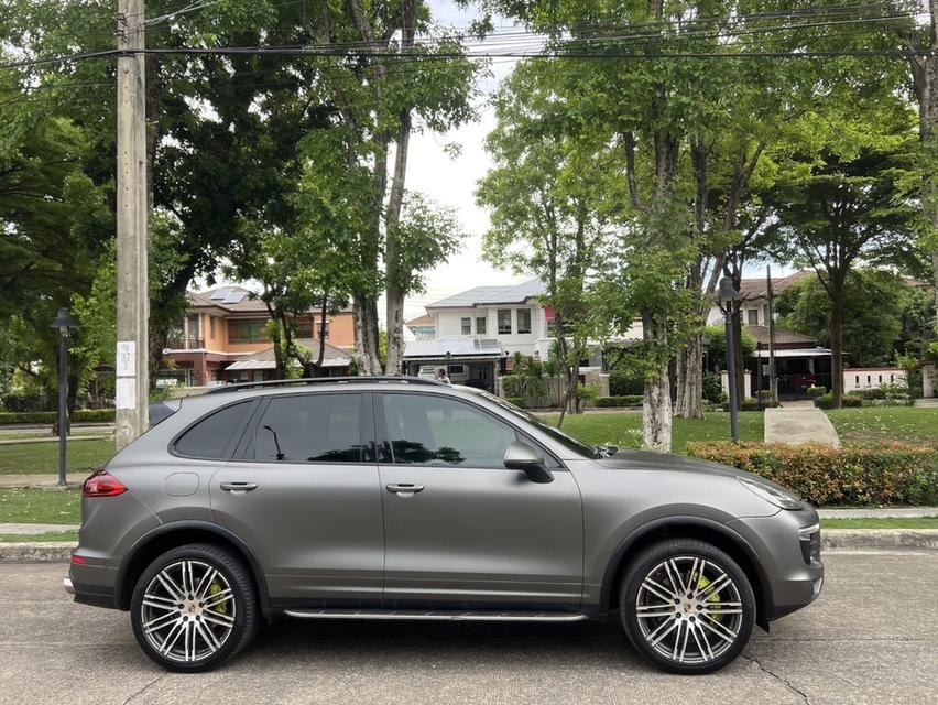 รถยนต์ Porsche Cayenne รุ่น S E-Hybrid ปี 2015 รูปที่ 15