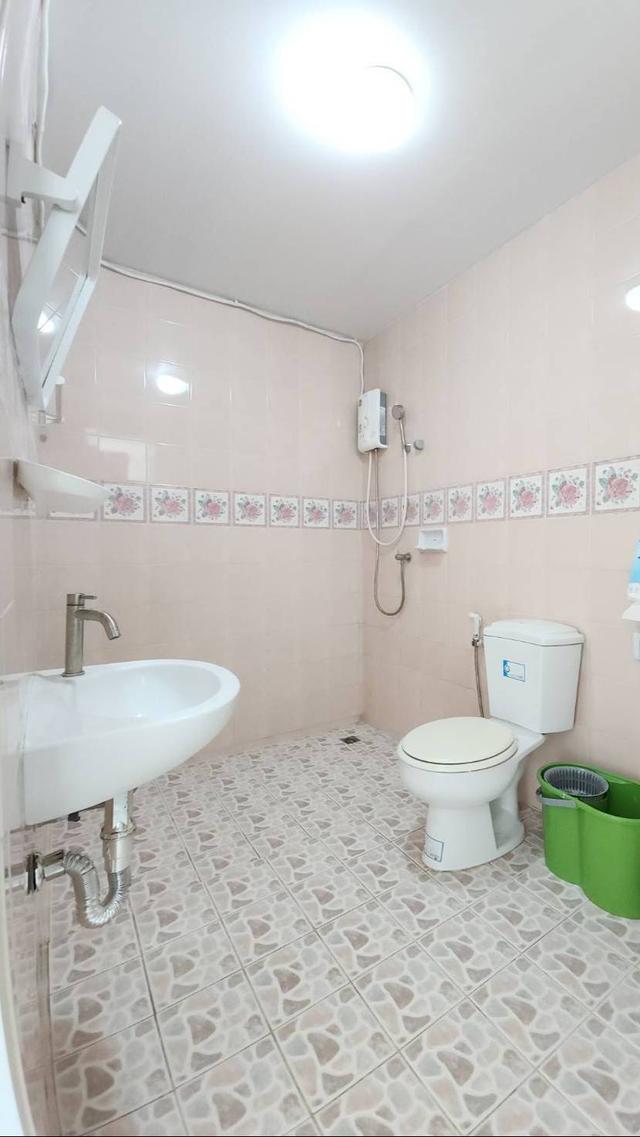 ตึกแถวย่านบางแสนชลบุรี 13