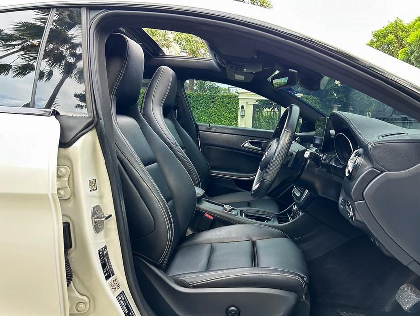 รหัสรถ AVA2426 🌡️ BENZ CLA250 AMG Dynamic (facelift) รุ่นพิเศษ Night Edition ปี 2019 5