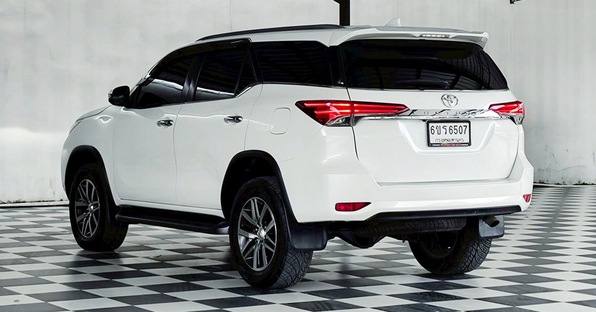 รถยนต์มือสองสภาพพร้อมใช้งาน 4