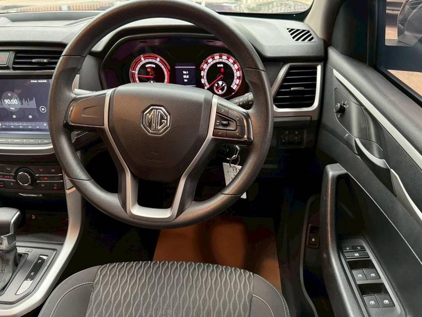 ขายMG EXTENDER รุ่น DOUBLE CAB GRAND D ปี2021เครื่อง 2.0cc. AUTO ไมล์แท้100% คะ