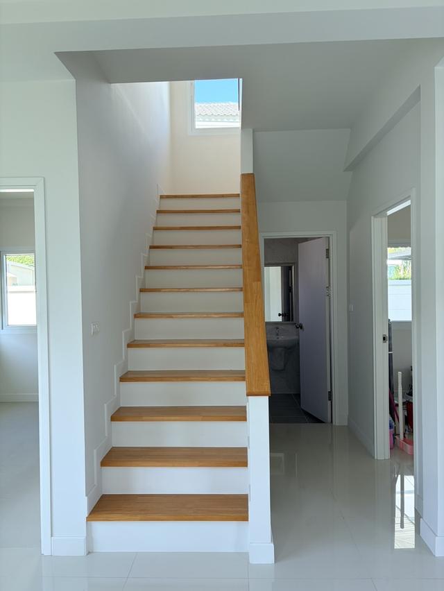 บ้านเดี่ยว โครงการศุภาลัย พรีโม่ ระยอง บ้านเดี่ยว 2 ชั้น พื้นที่ 60.30 ตร.ว. พื้นที่ใช้สอย 139.81 ตรม. ราคาขาย 5 ล้านบาท ลดเหลือเพียง 4 ล้านบาทถ้วน 9