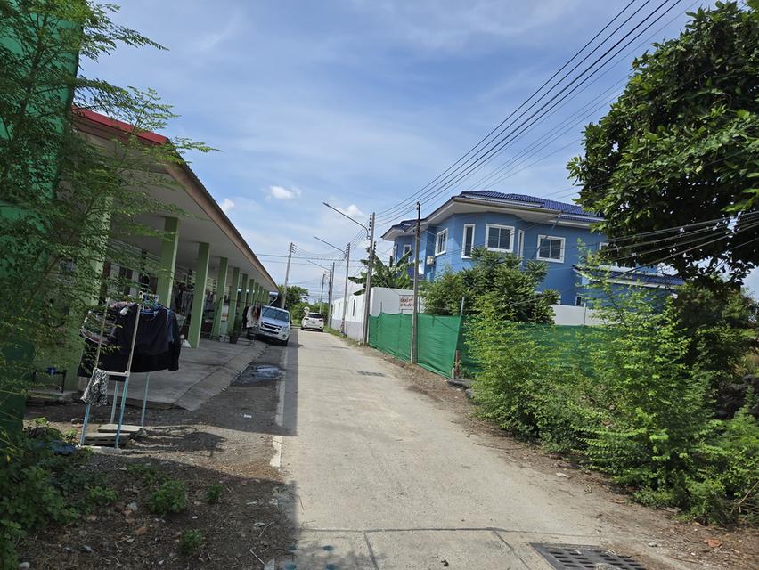 ที่ดินเปล่าพร้อมโกดัง 8