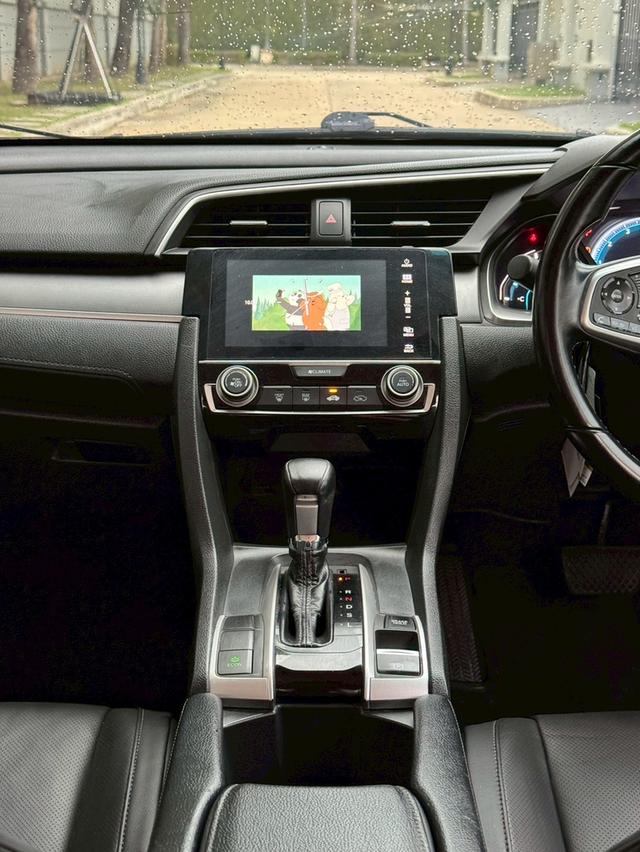 รหัสรถ AVA5669 ❤️ HONDA CIVIC FC 1.8EL รุ่น Top ปี 2016 option เต็ม ประวัติเข้าศูนย์ครบ รูปที่ 9