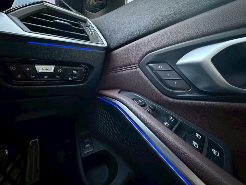 #BMW 320D M SPORT ปี 21 จด22 G20 สีขาว ✨รถมือเดียว สภาพป้ายแดง สีเดิมทั้งคัน  BSI ถึง 30 พ.ย. 69 หรือ 100,000 km. Warranty ถึง 30 พ.ย. 69 หรือ 200,000 รูปที่ 10