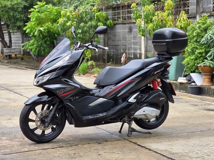 ฮอนด้า pcx สีดำ 2