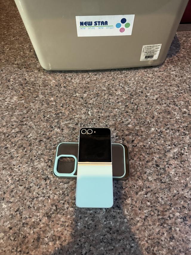 ขายๆๆๆถูกSamsungFlip6สีใหม่Mint512กิ๊กRam12สูนTrueสภาพสวยการใช้งานดีเยี่ยมทุกๆฟังชั่นเครื่องรีสโตได้ตลอดไม่มีติดแอคเค้าใดๆคับ ( จอกางสุดพับไม่ดำสภาพนี รูปย่อยที่ 2