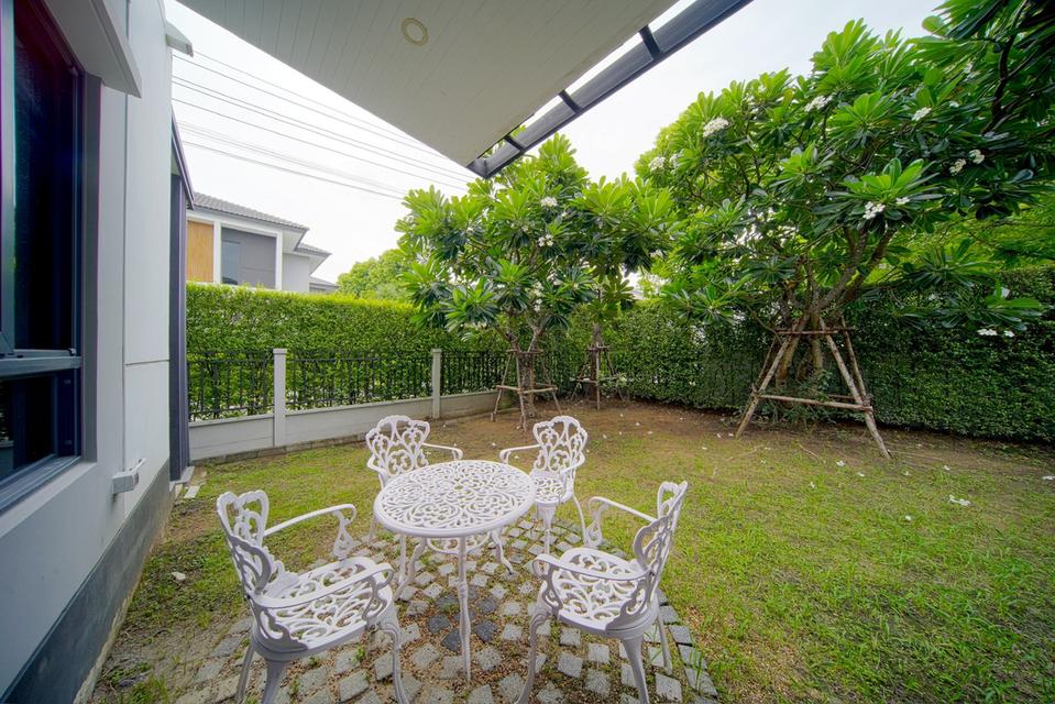 ขายขาดทุนบ้านเดี่ยวหรู 2 ชั้น หมู่บ้าน เซนโทร ราชพฤกษ์ 2 เนื้อที่ดิน 86.4 ตรว. 4 นอน 5 น้ำ บ้านสวย ตกแต่งครบ ใกล้รถไฟฟ้าสายสีม่วง 18
