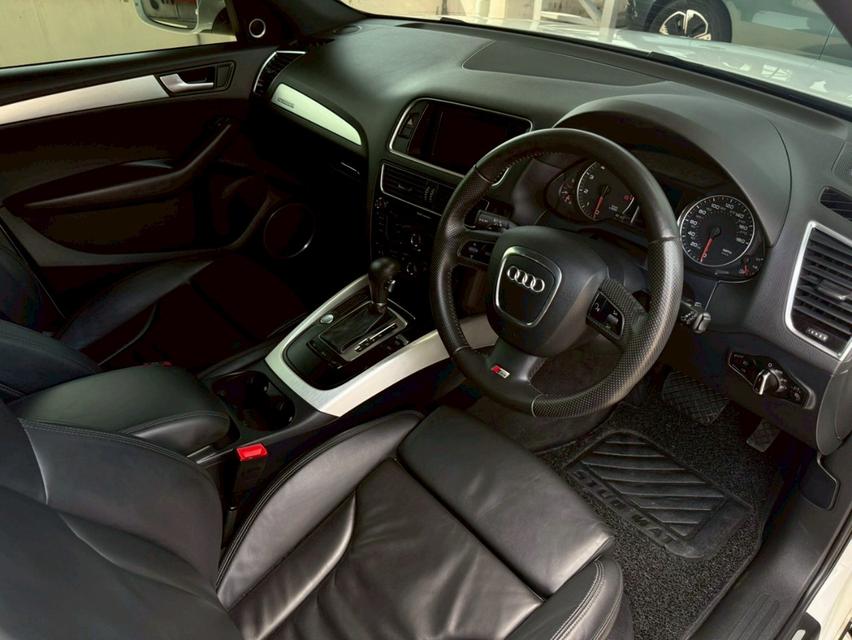 AUDI Q5 2.0L Turbo TFSi Quattro พร้อมชุดแต่ง "Caratere" รอบคัน 7AT Tronic S-Line (AWD) 10
