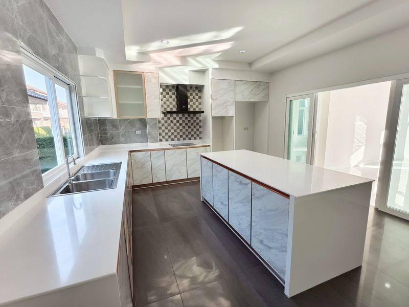 🏰 คฤหาสน์หลังใหญ่ 512 ตรม. ที่ดิน 264 ตรว. 7 นอน 8 น้ำ จอดรถ 5 คัน 22.9 ลบ. ฟรีโอน! 🔑 20