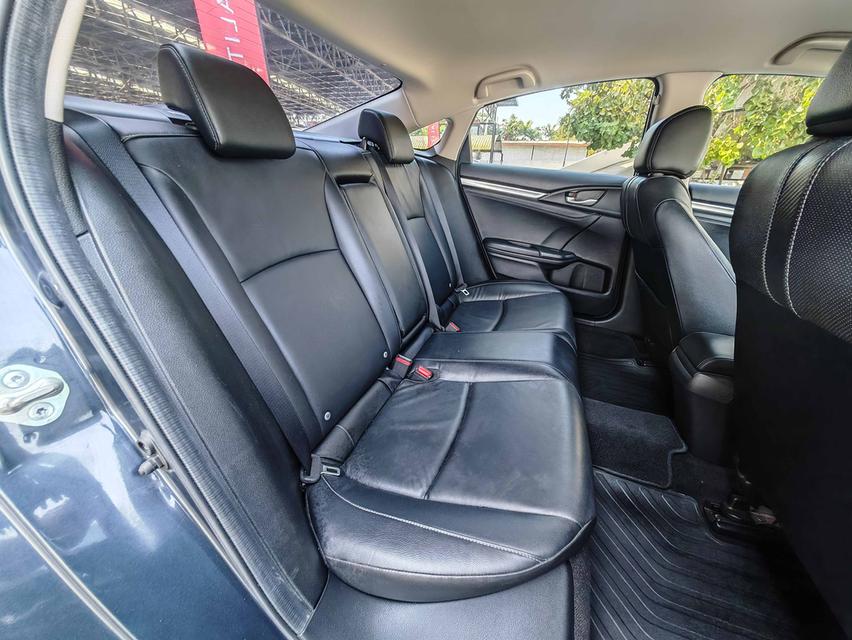 ขาย HONDA CIVIC 1.8 EL โฉม FC ปี 2017 เลขไมล์ 160,000 กม. 8