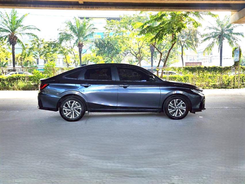 ขายรถ Toyota Yaris Ativ 1.2 Premium Luxury ปี 2024 สีเทา เกียร์ออโต้ 8