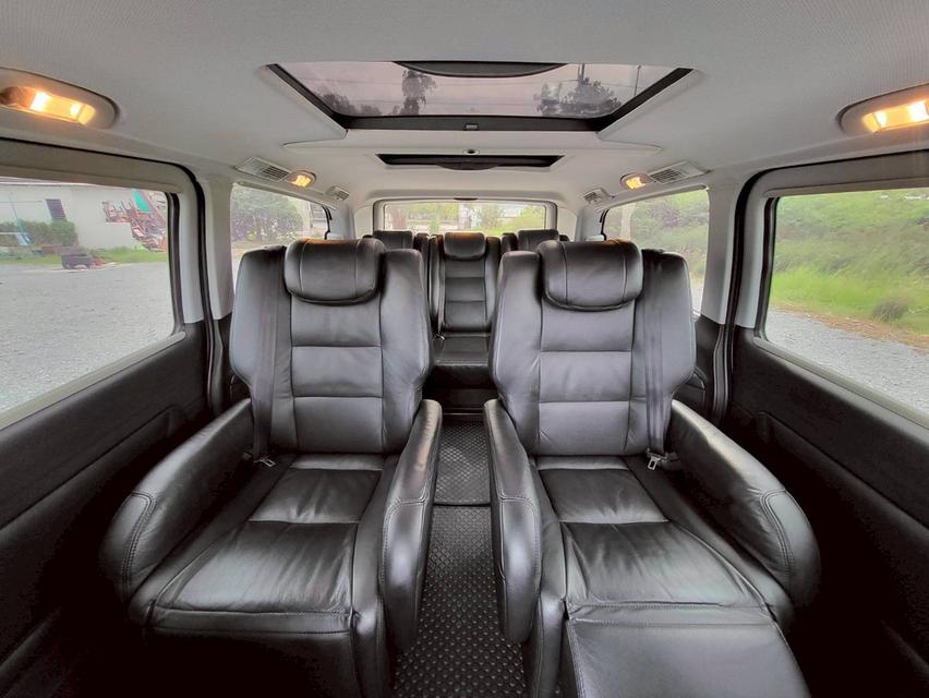 รหัสรถ NC1298 MERCEDES-BENZ VITO 122 CDI Extra Long (W639) " Facelift " หลังคาแก้ว 17