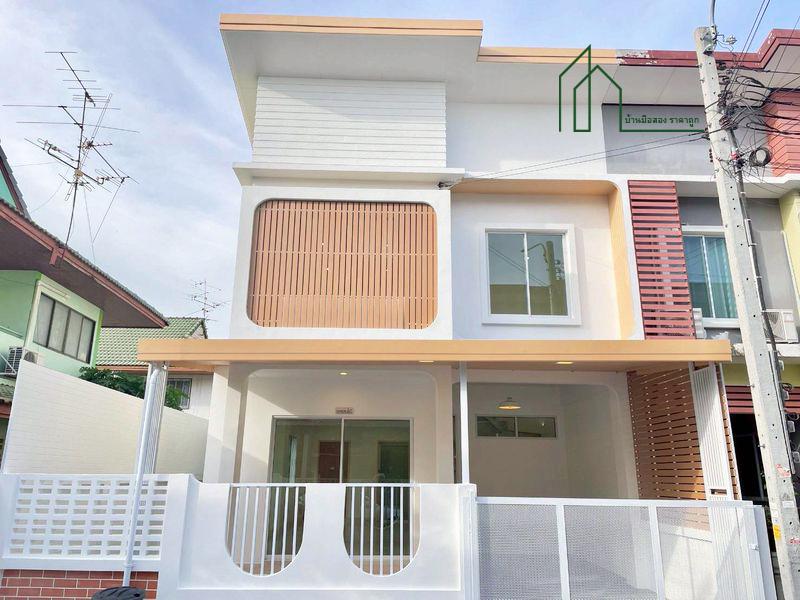 ทาวน์เฮ้าส์ 2 ชั้น หมู่บ้านบัวทองธานี เฟส 18 หลังมุม รีโนเวทใหม่  1