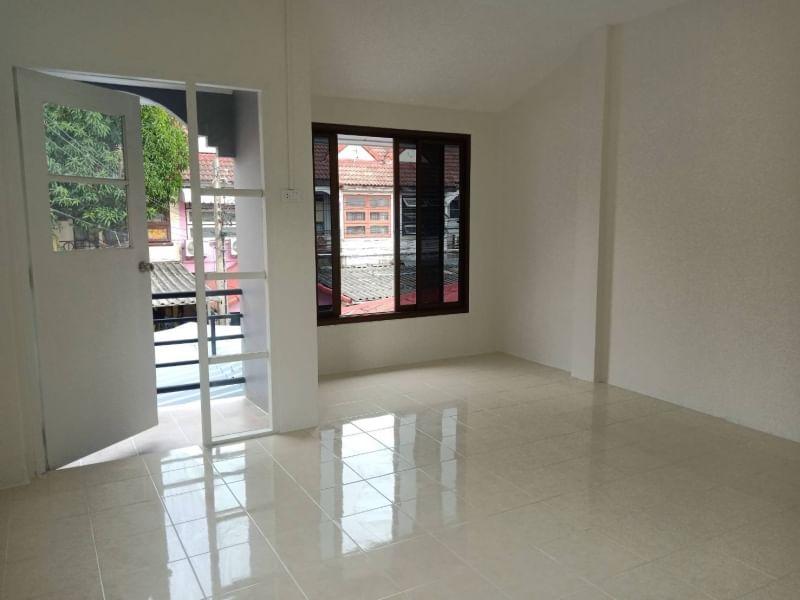 ขาย ทาวน์เฮ้าส์ 2 ชั้น,หลังมุม, เนื้อที่ 28 ตรว. หมู่บ้านสุภาวัลย์ ถนนหทัยราษฎร์ ซอย 6 15