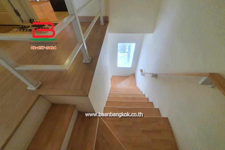 ทาวน์โฮม หมู่บ้าน กัสโต้ สุขสวัสดิ์ 26 (ซ.พุทธบูชา 39, ซ.สุขสวัสดิ์ 30) เนื้อที่ 21.20 ตรว. ถนนสุขสวัสดิ์ แขวงบางมด เขตทุ่งครุ 5