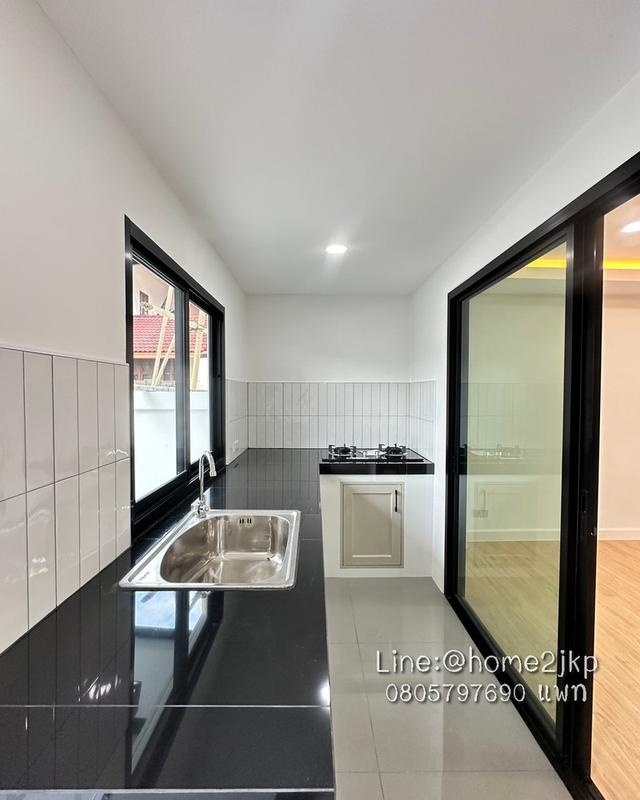 ทาวน์โฮม 4 ชั้น ลาดพร้าว 110 ทาวน์โฮมดีไซน์โมเดิร์น ทำเลลาดพร้าว 5