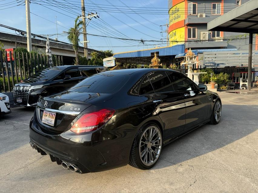 Mercedes-Benz C43 AMG (4ประตู) สีดำ ตัวรถปี 2019 ออกจากศูนย์ปี 2021   3