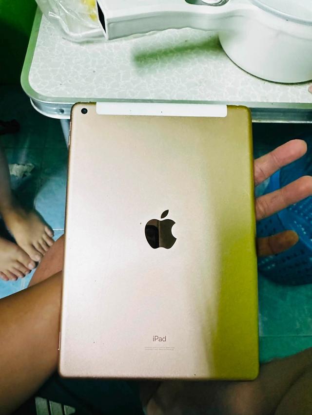 iPad Gen 8 (ความจุ 128GB) มือสอง (ใส่ซิมได้)