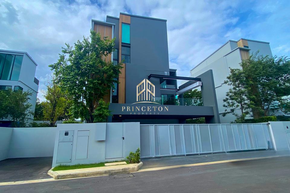 Luxury House for rent VIVE Krungthep Kreetha ให้เช่าบ้านเดี่ยว วีเว่ กรุงเทพกรีฑา ติดโรงเรียน Wellington 2